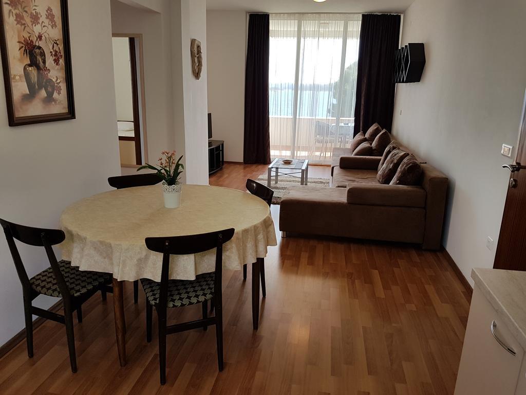 Apartments Surjak Orebić Eksteriør bilde